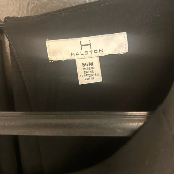 Halston black silk dress size M excellent condition flutter sleeves great dress - Picture 3 of 10